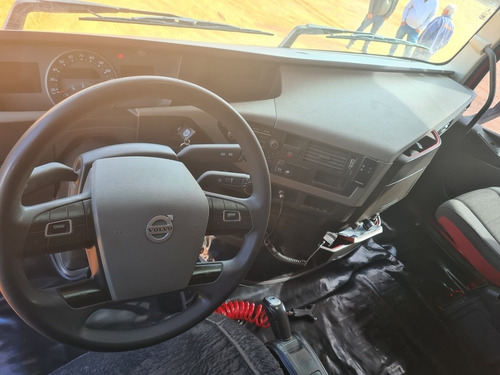 Imagem 5 de 10 de Volvo Fh 540 6x4 2019