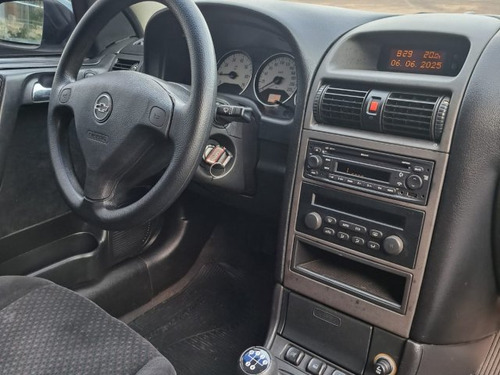 Chevrolet Astra Astra 2.0 MPFI ADVANTAGE 8V FLEX 4P MANUAL