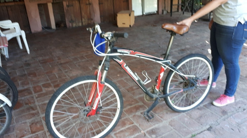 Bicicleta Specialized Hardrock Sport Disc R26