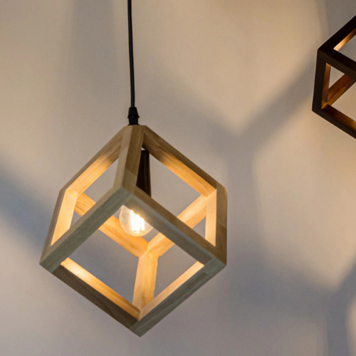 Lampara Techo / Colgante Triple Madera Cubo E27