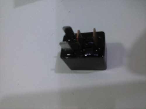 Imagen 2 de 2 de Relex De A/cond. Toyota Camry Yaris Celica 4 Patas L