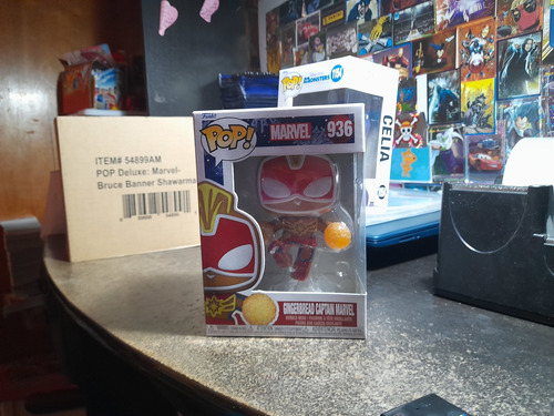 Funko Pop Gingerbread Captain Marvel #936 - Marvel