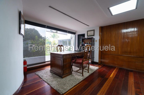Ana Torres. Casa Comercial En Venta 25-20402 En Altamira