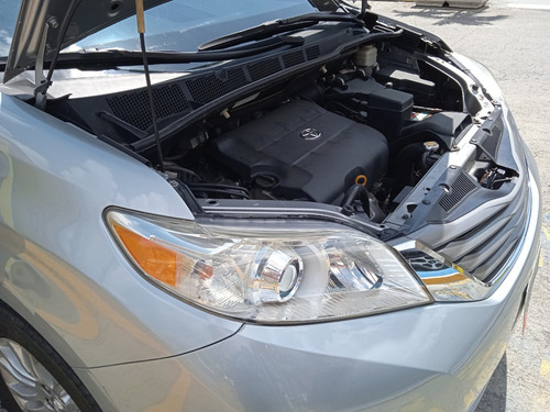 Imagen 15 de 16 de Toyota Sienna