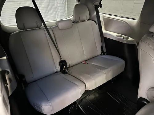 Toyota Sienna 3.5 Limited At