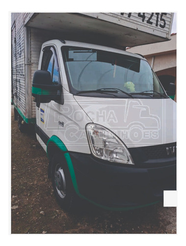 Iveco Daily 35s14 Ano 2012 Com Baú 4,5 Mt