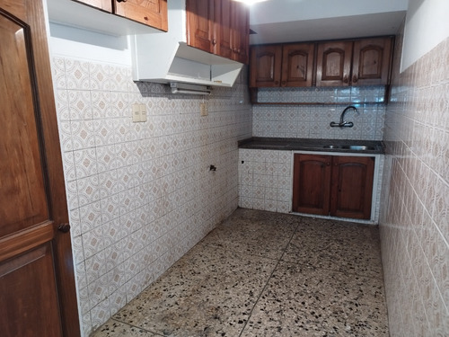 Imagen 3 de 14 de Venta Apartamento 1 Dormitorio Pb Entrada Independiente