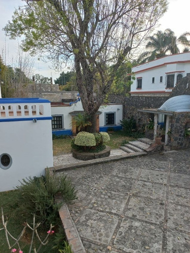 Casa Sola En Tetela Del Monte, Cuernavaca, Morelos