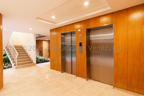 Imagen 6 de 10 de Apartamento En Venta En Campo Alegre 21-22376 Gustavo Nieves 0412 6057058