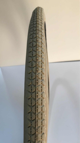Cubierta Para Bicicleta 26 X 1 1/2 Beige Inglesa Dama. C-329