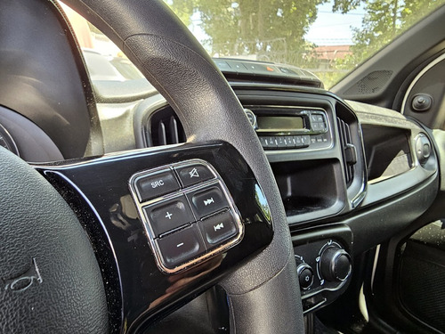 Ram 700 Slt 4x2 1.4