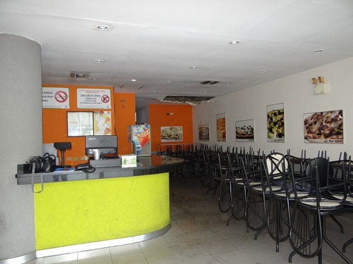 Yuraima Segura Vende Amplio Local En C.c. Piazza Urb. El Parral Valencia Estado Carabobo
