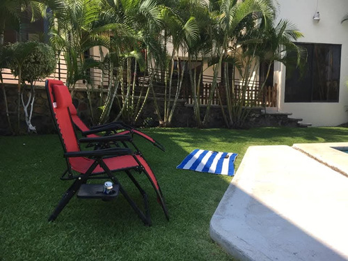 Se Renta Casa Amplia, Amueblada, En Condominio Con Alberca, 3 Recamaras, Jardin, Jacuzzi, Estacionamiento En Burgos, Cuernavaca. Urge.