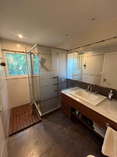 Casa En Venta - 3 Dormitorios 2 Baños - 605mts2 - Sierra De Los Padres