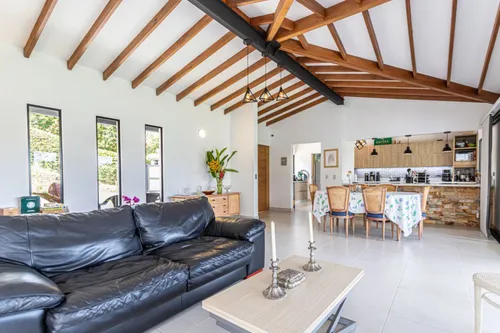 Casa Campestre En Venta En Vereda La Mosca. Cod V11271