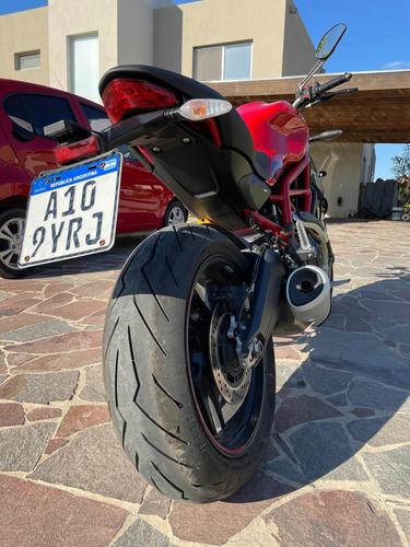 Ducati Monster 797