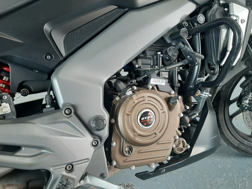 Imagen 7 de 15 de Bajaj Dominar 400