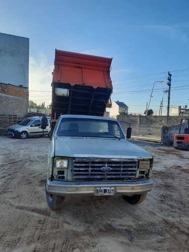 Camion Volcadora De Ford 4000 Baranda Volcable