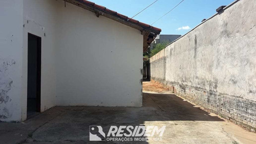 Imagem 3 de 9 de Casa Com 2 Dorms, Venda E Locação, Joaquim Guilherme, Bauru - V99464800