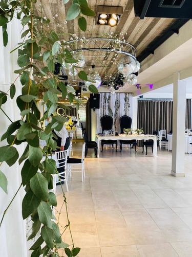 Salón De Fiestas Con Catering P/ Eventos Sociales Y Corporativos En Alquiler Quilmes Leer Descripción.-