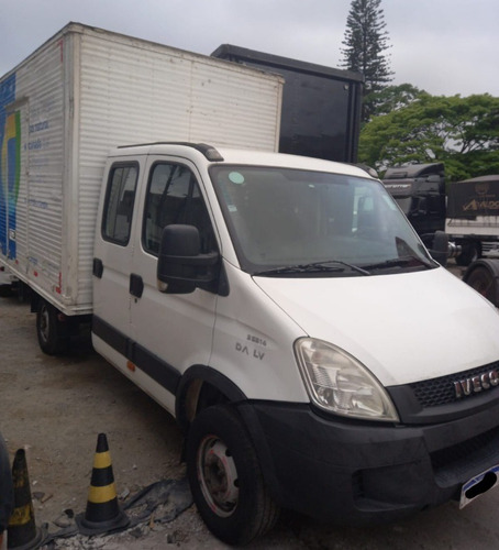 Imagem 1 de 9 de Iveco Daily 35s14 *cabine Dupla * Semi Nova 2014