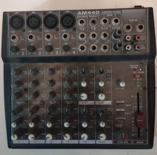 Mixer Phonic Am440 4 Canales Mono Mas 4 Canales Stereo. (Usado)