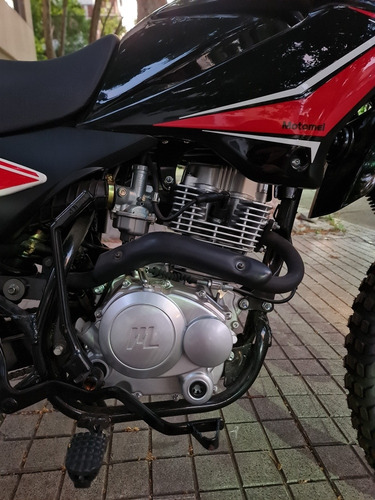 Imagen 3 de 15 de Motomel Skua 150cc