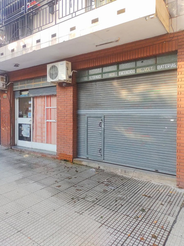 2 Locales En Venta - Cañada De Gómez 4700, Villa Lugano, Caba.