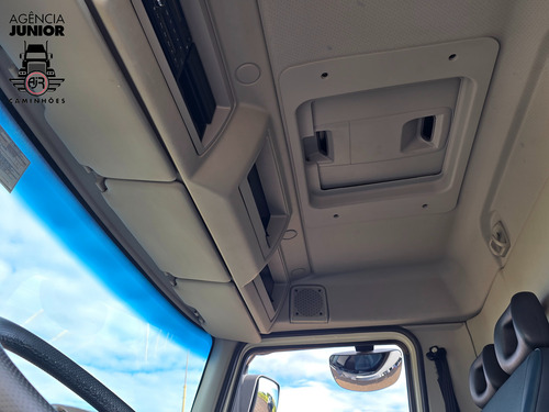 Volvo Vm 330 Ano 2020 Traçado Roll-on Roll-off Ano 2025