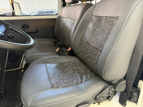 Volkswagen Kombi 1.4 MI STD LOTAÇÃO 8V FLEX 3P MANUAL