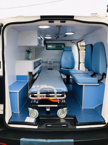 Imagem 7 de 14 de Nova Peugeot Expert Ambulancia