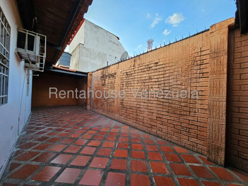 Casa En Venta La Morita I Urb Los Sauces Maracay 25-18599 Apd
