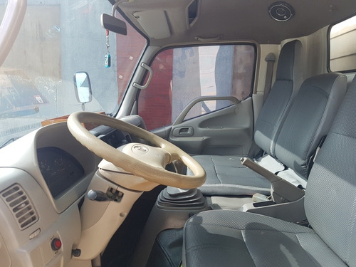 Imagen 6 de 12 de Toyota Dina