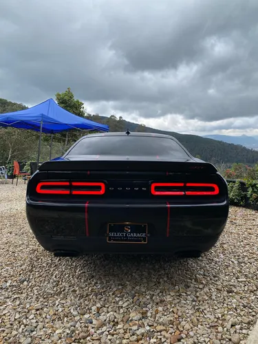 Dodge Challenger 707hp Hellcat