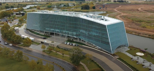 Imagen 1 de 10 de Local En Alquiler | Officia Nordelta | 263 M²
