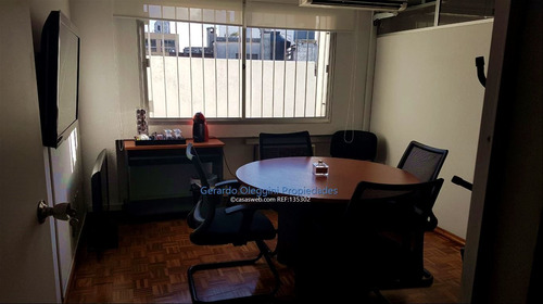 Venta Oficina Con Renta Ciudad Vieja O Permuta Apto Punta