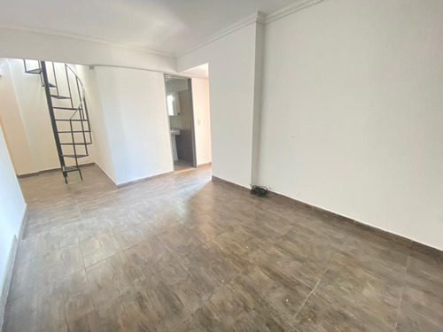 Imagen 12 de 29 de Venta Departamento 5 Ambientes La Tablada Terraza Balcon