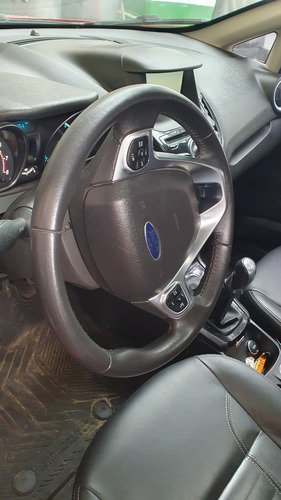 Ford Fiesta Kinetic Titanium 2015 Mexicano.. Cuer