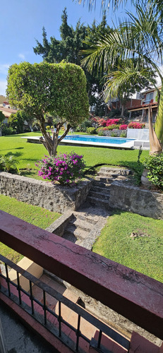 Casa En Condominio En Venta En Fraccionamiento Burgos, Temixco, Morelos.
