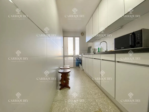 Venta Apartamento De 3 Dormitorios En Torre De Categoría
