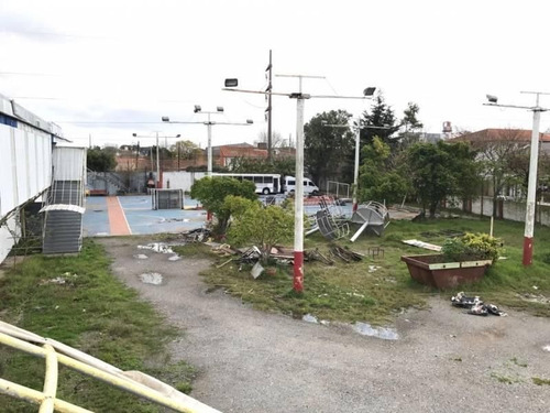 Muy Buen Depósito De 4600m2 En Quilmes