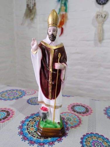Escultura San Cipriano En Yeso - Sahumerios Chandan Blanco Con Bordó Y Dorado