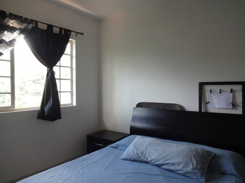 Imagen 10 de 16 de Vendo Casa 210mts2 5h/3b/3pe Club De Campo 7024