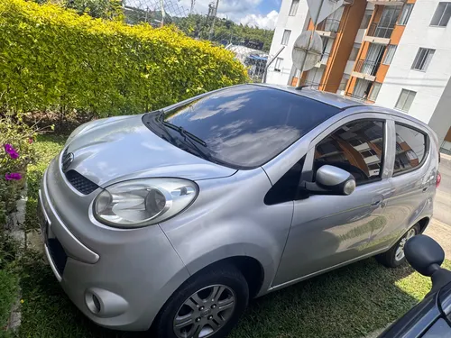 Carro Changan Benni Mini