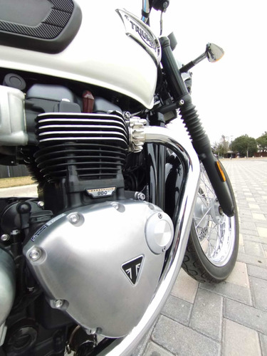 Imagen 6 de 12 de Triumph T100