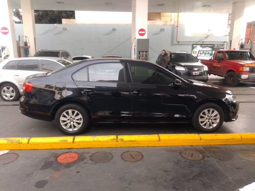 Volkswagen Vento 2.0 Advance Summer Package 115cv M/t