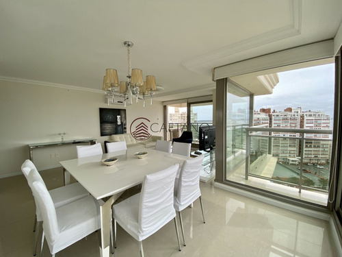 Imagen 2 de 19 de Venta Apartamento 2 Dormitorios En Torre Imperiale Punta Del Este - Punta Del Este Brava