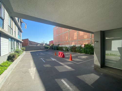 Departamento En Venta De 2 Dorm. En Independencia