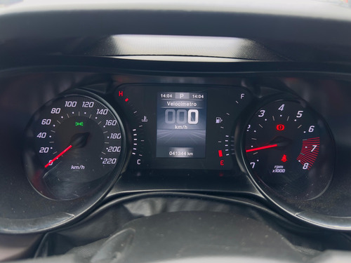 Fiat Cronos 1.8 Precision 16v Flex Aut. 4p
