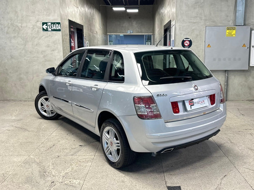 Fiat Stilo 1.8 MPI ATTRACTIVE 8V FLEX 4P MANUAL